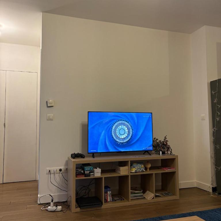 Apartment in the center of Grenoble - mountain view - Two-Bedroom Apartment - 3