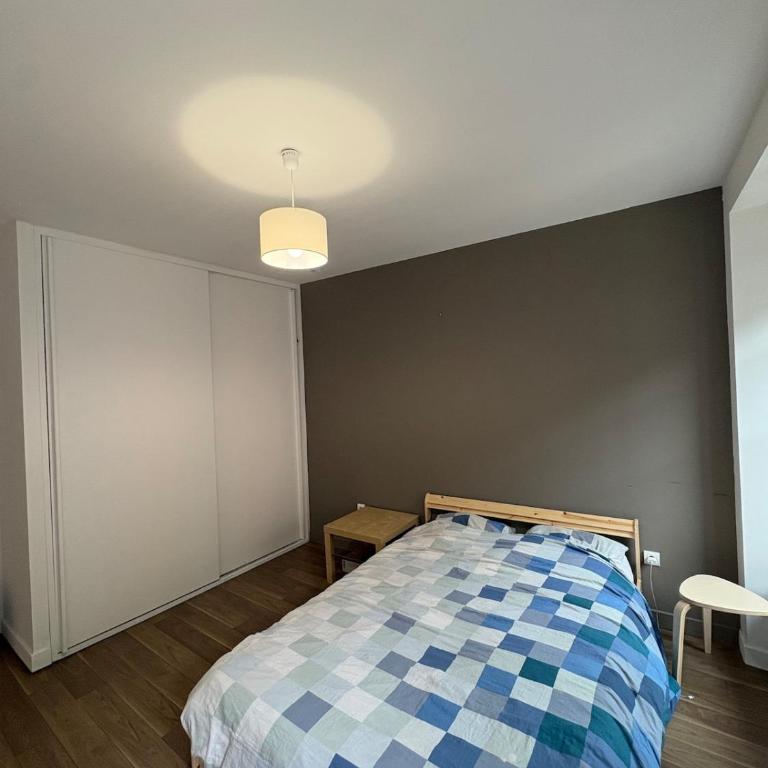 Apartment in the center of Grenoble - mountain view - Two-Bedroom Apartment - 10