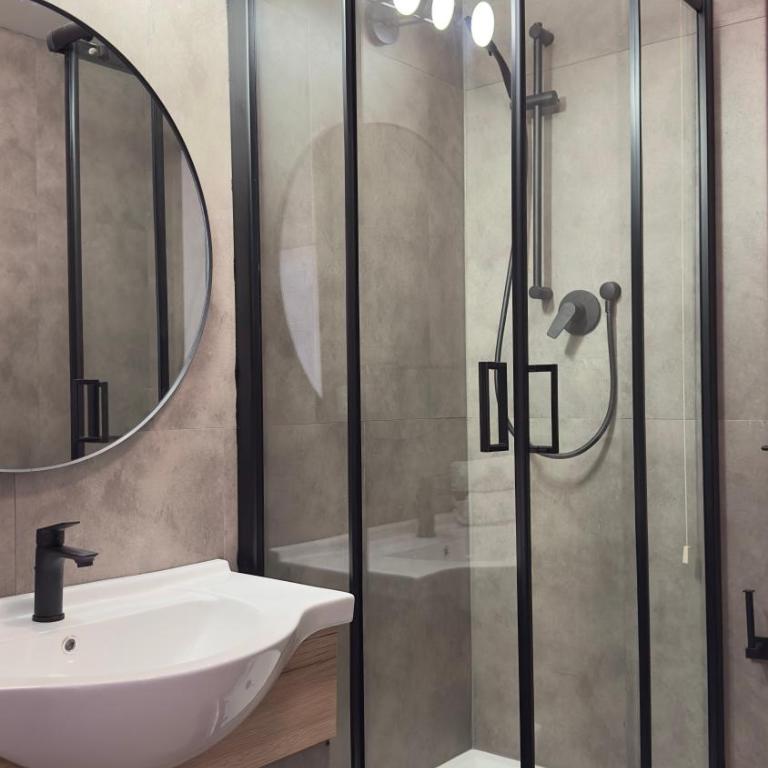 Hotel Fernanda - Grande Chambre Double - 8
