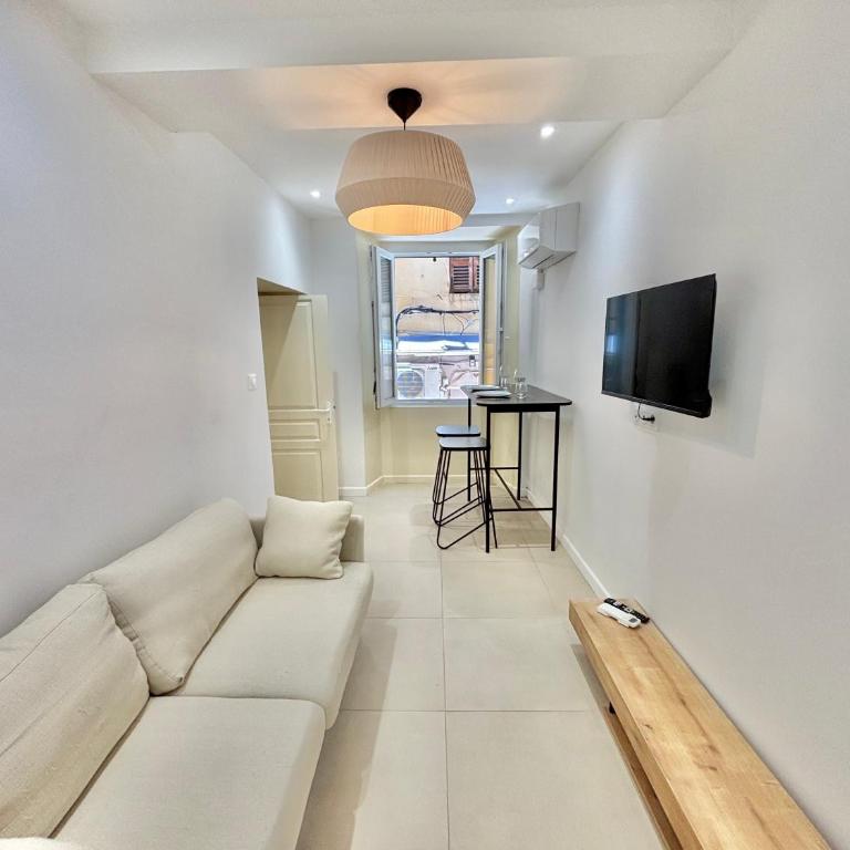 Appartement 1 chambre cathédrale centre-ville Ajaccio - Appartement 1 Chambre - 11
