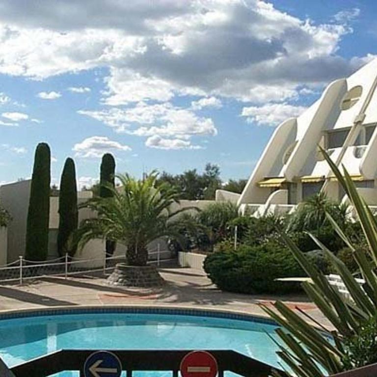 3 pièces avec piscine sur la plage, proche commerces - FR-1-328-166 - Apartment - 9