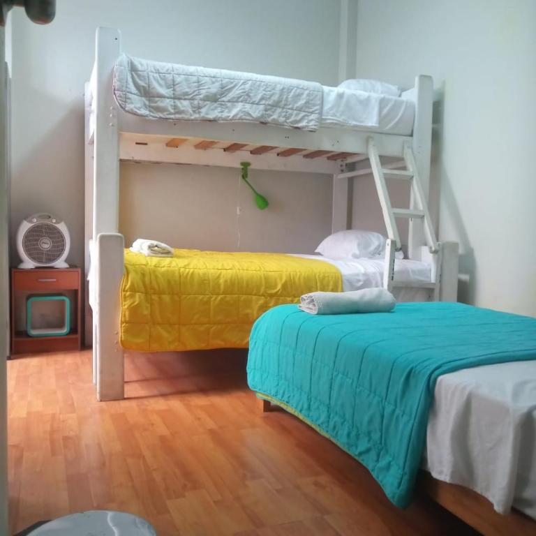 Mochileros - Shared Room - 4 beds - 6