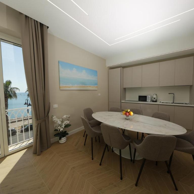 Live in Gaeta - Two-Bedroom Apartment with Terrace and Sea View - 13