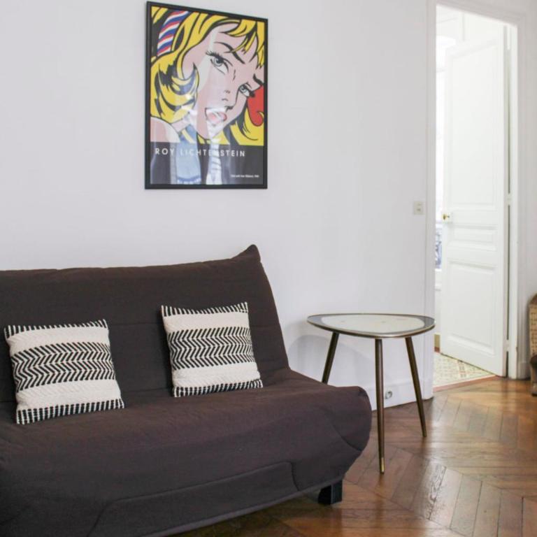 Bright stay in the heart of Paris for 4 people - Apartment - 4