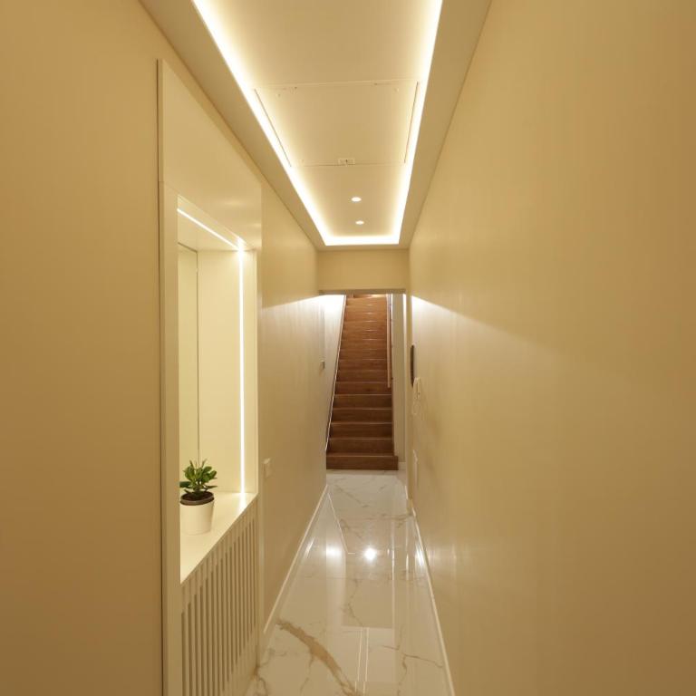 Live in Gaeta - Two-Bedroom Apartment with Terrace and Sea View - 19