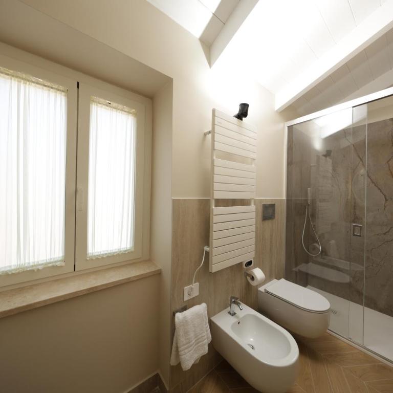 Live in Gaeta - Two-Bedroom Apartment with Terrace and Sea View - 25
