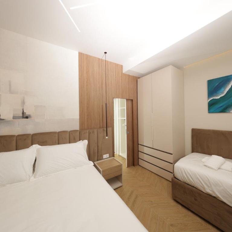 Live in Gaeta - Two-Bedroom Apartment with Terrace and Sea View - 14