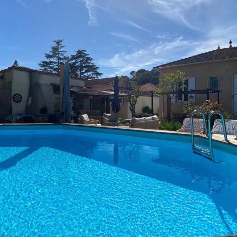 Belle maison 3 ch spécial été Mandelieu - Villa - 44