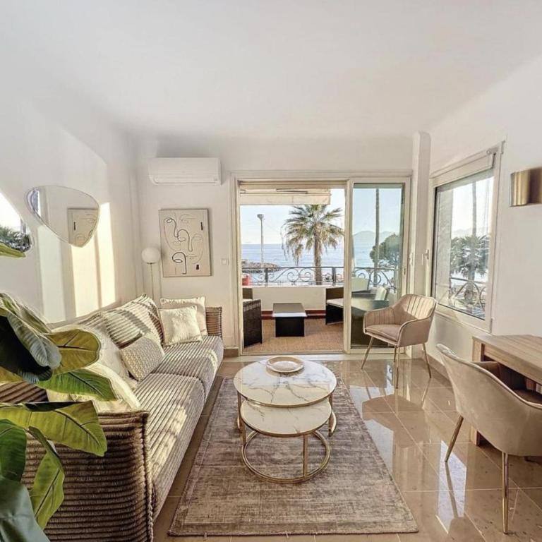 Two en-suite bedroom apartment on La Croisette - Sea view - Appartement - 1