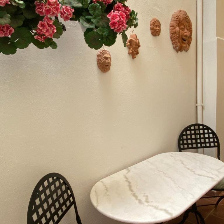 Casa Ivi in Taormina city center - Four-Bedroom House - 2