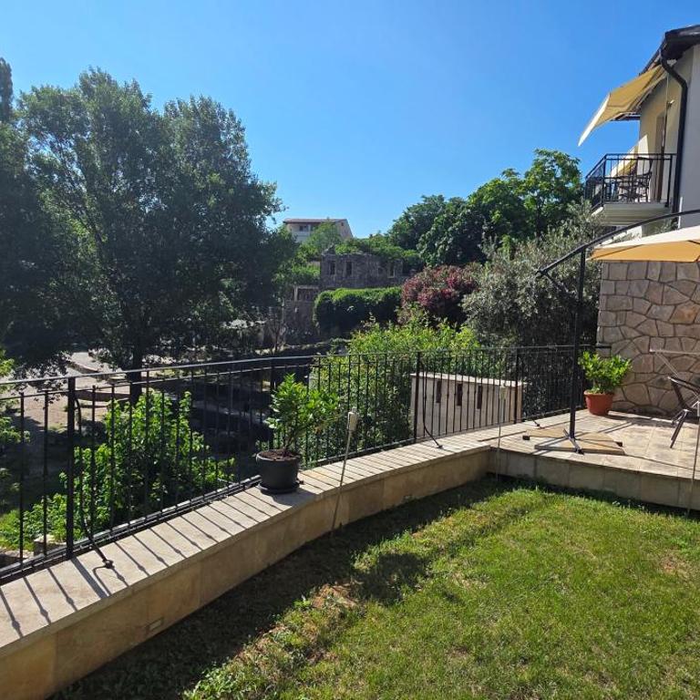 Villa Cardak - Two-Bedroom Apartment with Water View - 22