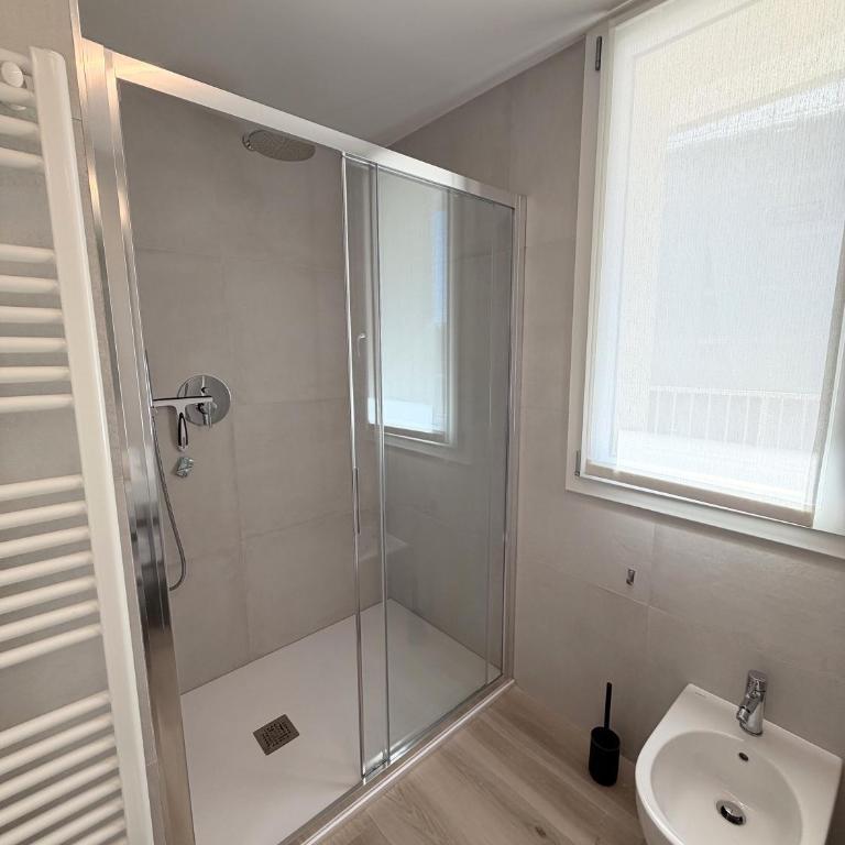 Residence Storio - Appartamento con 2 Camere da Letto e Balcone - 3
