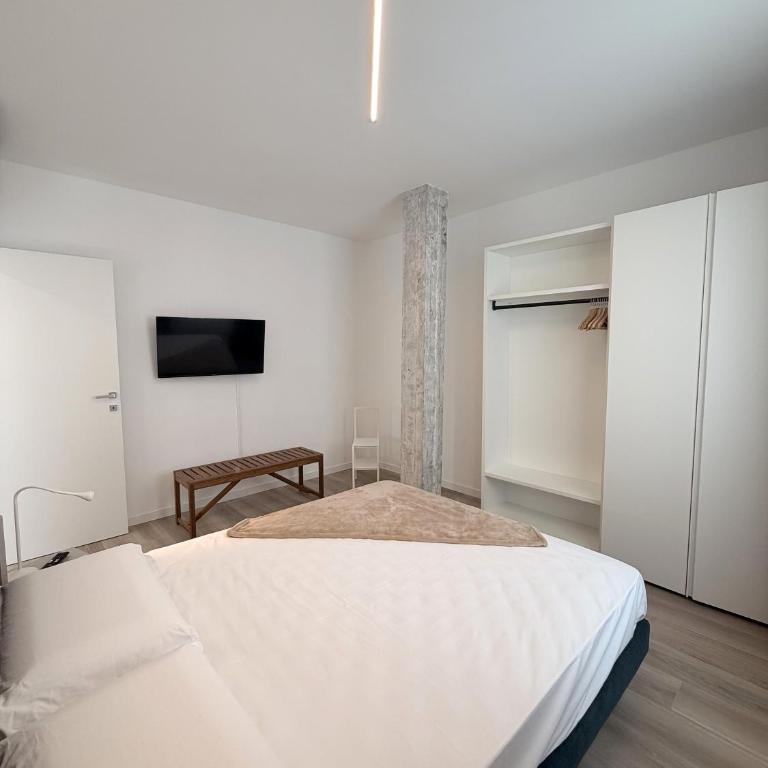 Residence Storio - Appartamento con 2 Camere da Letto e Balcone - 7