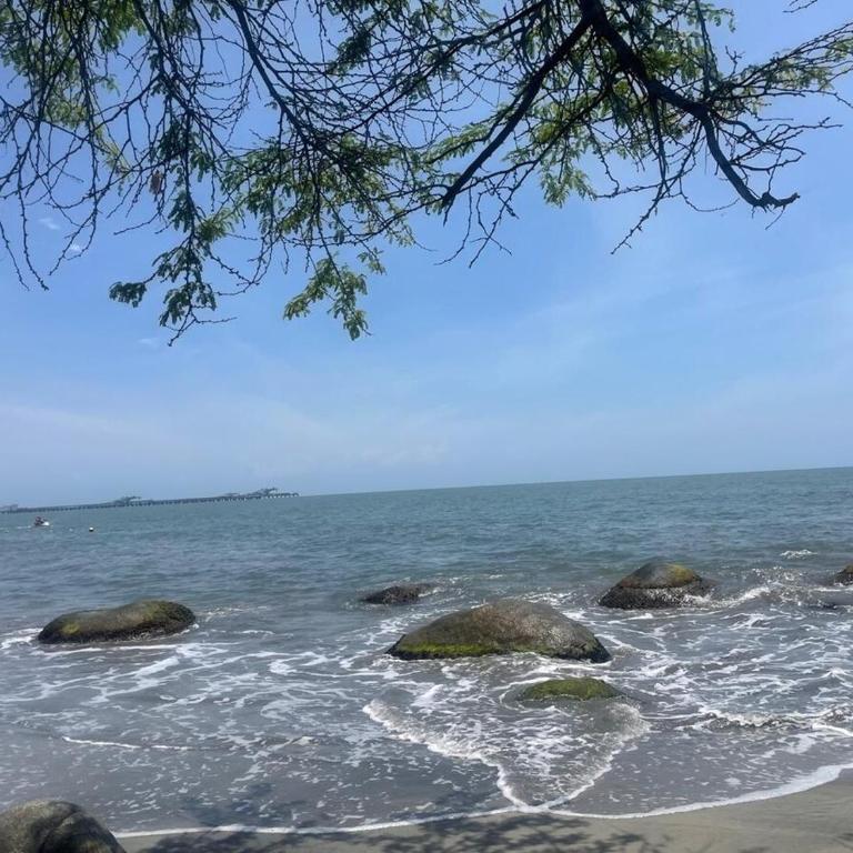 Hermoso apto en Santa Marina con vista al mar! - Three-Bedroom Apartment - 37