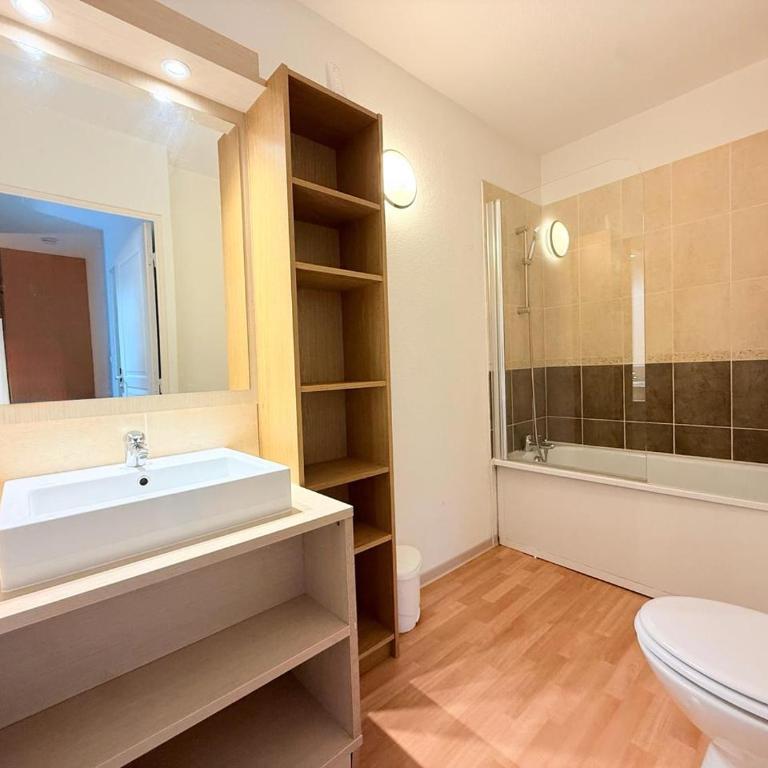 Duplex rénové - 3 CHAMBRES 8 PERS dernier étage - Appartamento con 3 Camere da Letto - 8