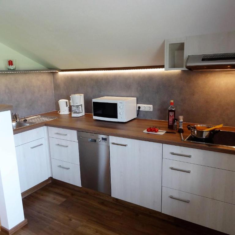 Gästehaus Koros - Apartment - 3