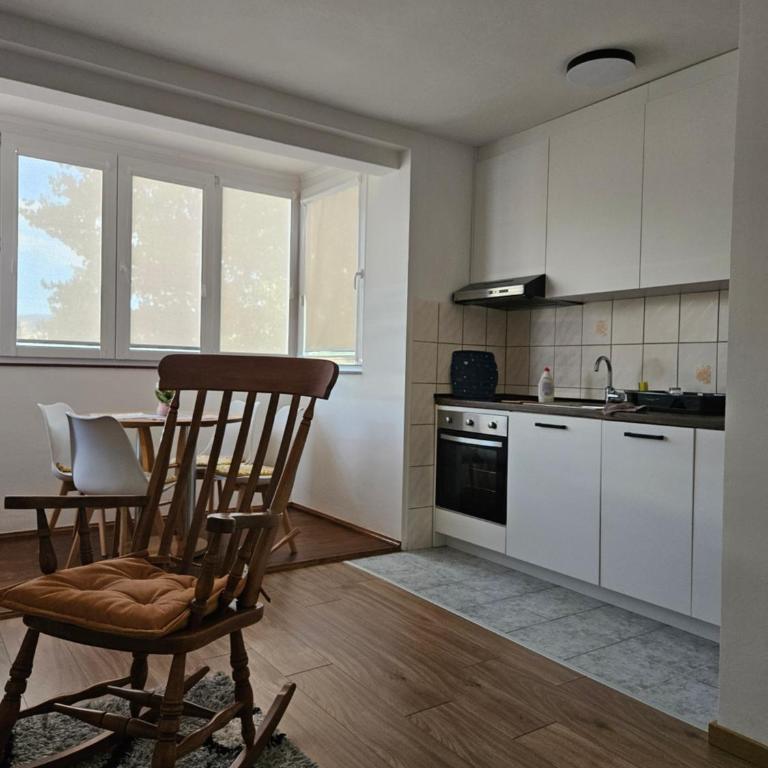 Apartment ADI - One-Bedroom Apartment - 4
