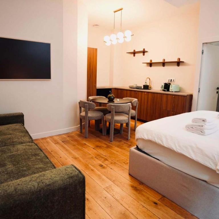 Large studio for 4 with free GYM access - Appartement - 3