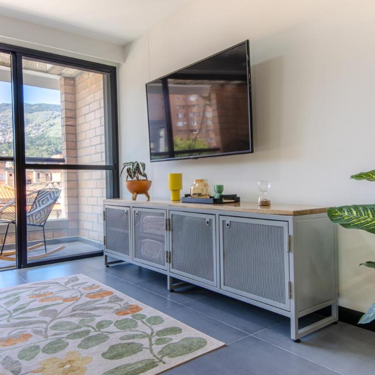Apartamento cómodo y céntrico en Medellín - One-Bedroom Apartment - 2