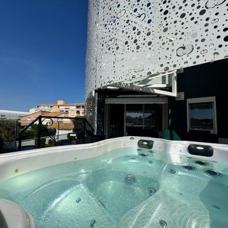 Hôtel Eve Cap d'agde Village Naturiste - Suite avec Jacuzzi - 1