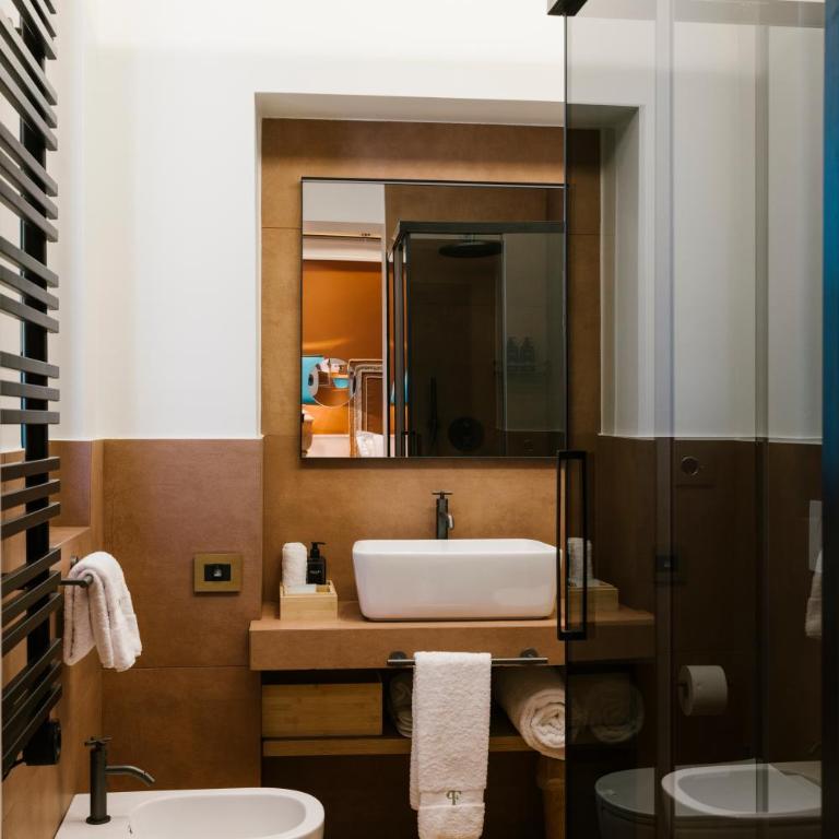 Palazzo Firenze Luxury Rooms - Junior Suite - 10