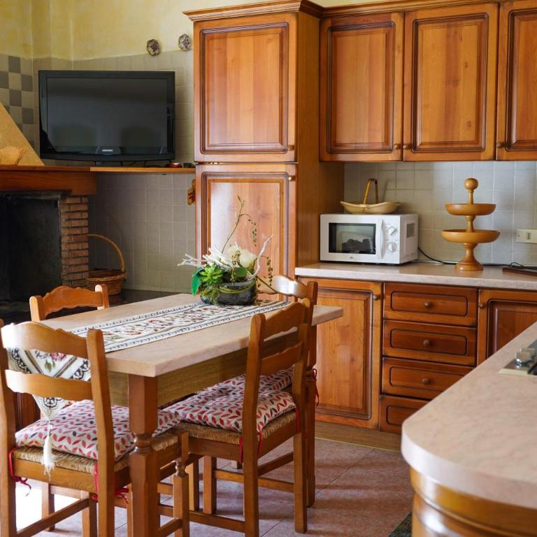 A Casa Da Irene - Appartamento Deluxe con 2 Camere da Letto e Balcone - 13