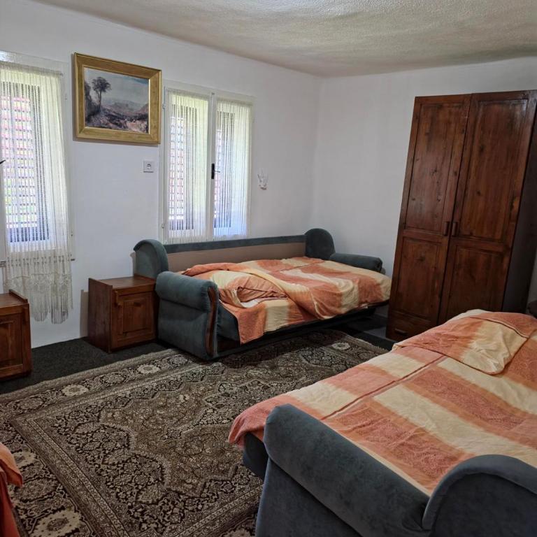 Apartmani LUX - Two-Bedroom Apartment - 7