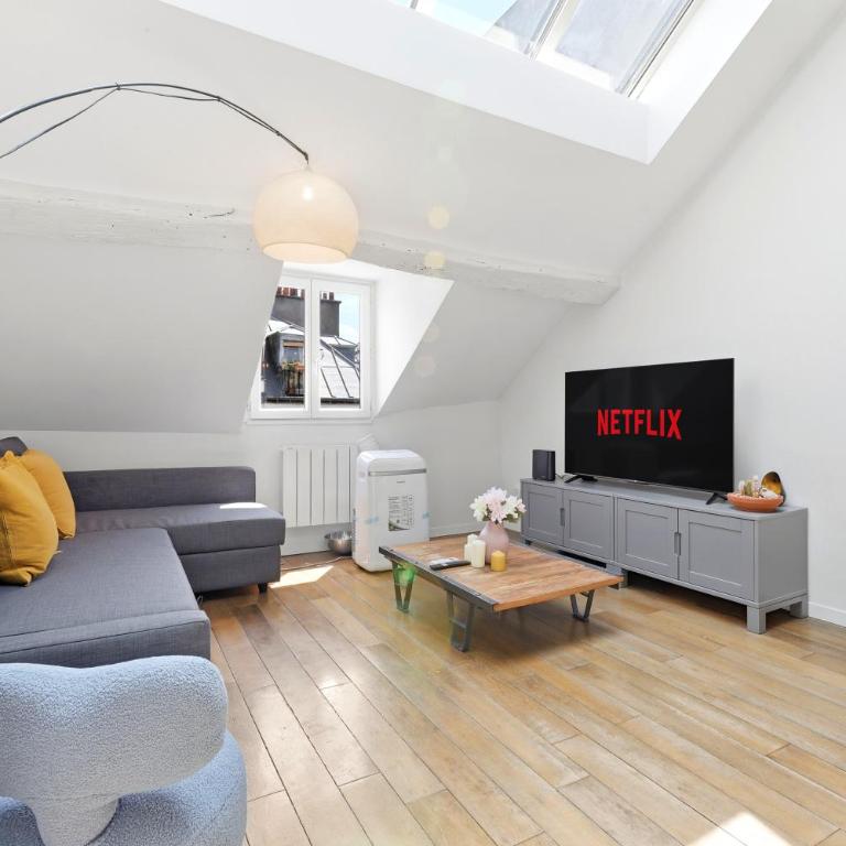 Bright 2BR Flat with Mezzanine in Central Paris - Appartement 2 Chambres - 4