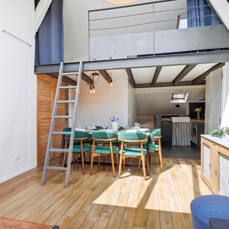 Bright 2BR Flat with Mezzanine in Central Paris - Appartement 2 Chambres - 10
