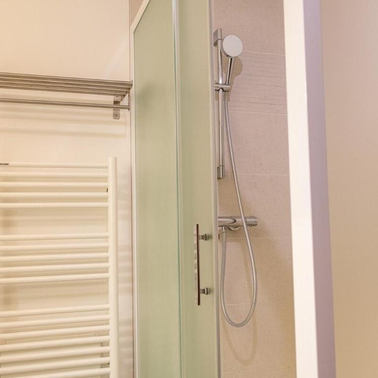 Studio au pied du port - Apartment - 2
