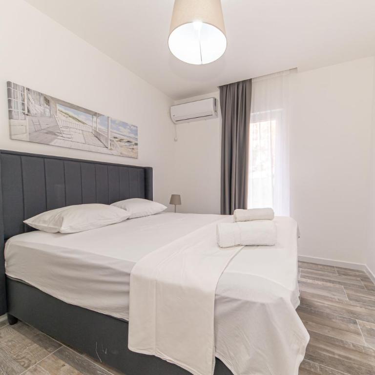 Sea View Apartments - Deluks Dvokrevetna soba sa Bračnim Krevetom, Balkonom i Pogledom na More - 11