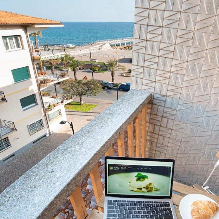 Tramontana A stone's throw from the shoreline! - One-Bedroom Apartment - 9