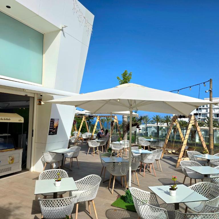 Ocean Sunset view, Air Conditioned, Renovated apartment - Studio-Apartment - 48