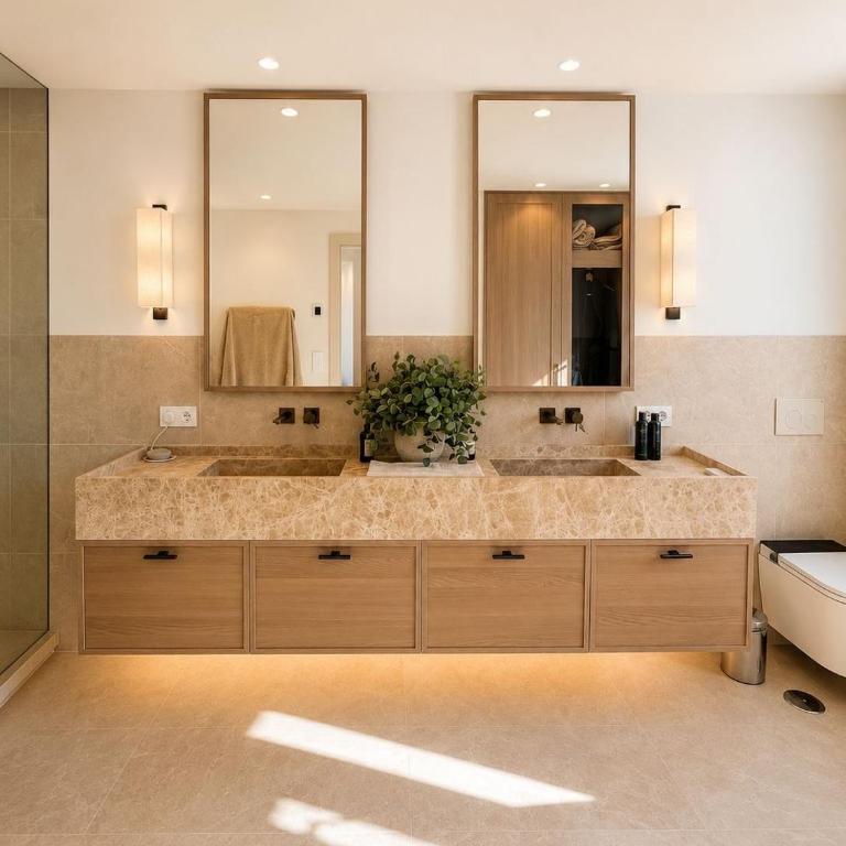 Encantador Adosado de Estilo Andaluz - Three-Bedroom Apartment - 16