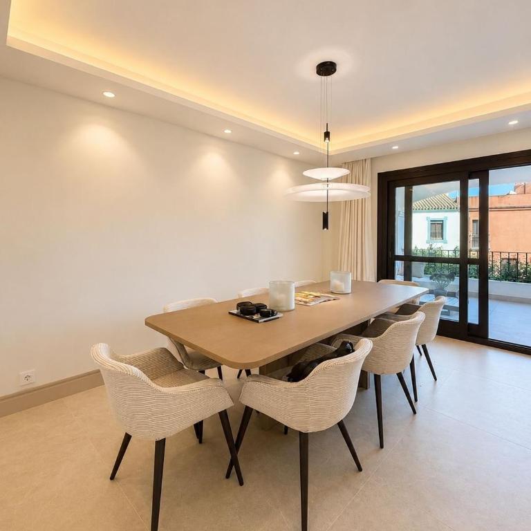 Encantador Adosado de Estilo Andaluz - Three-Bedroom Apartment - 17
