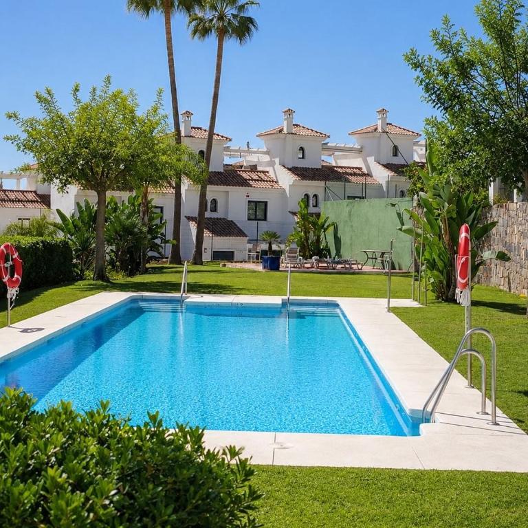 Encantador Adosado de Estilo Andaluz - Three-Bedroom Apartment - 20