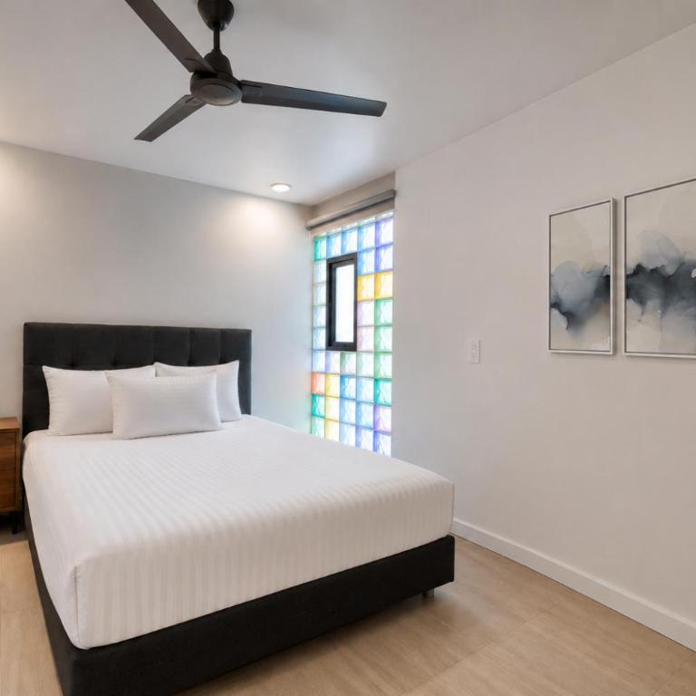 Comfort Suites Tijuana - 1 Queen Bed, 1 Bedroom Apartment - 1