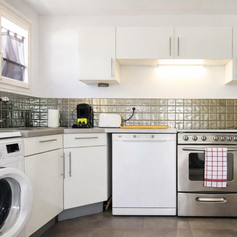 Le Petit Trotel - Studio proche plages et centre - Appartement - 3