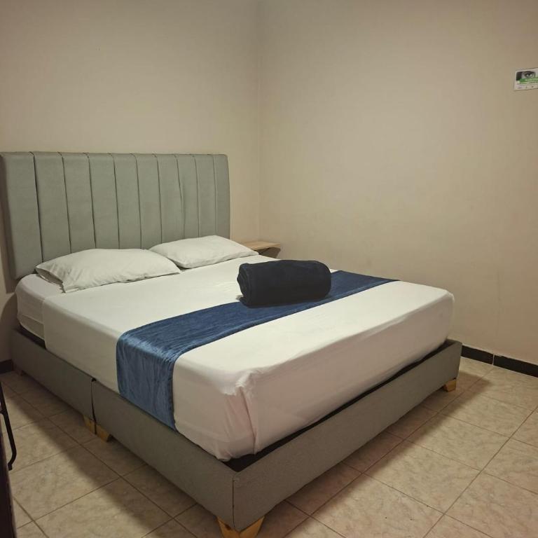 Hotel San Juan 70 Express Medellin - Deluxe Double Room - 14