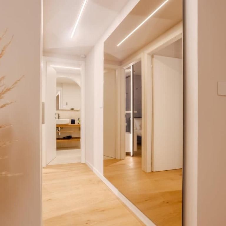Blue Horizon - Elite Apartment 10 Min from the Sea - Appartement - 26