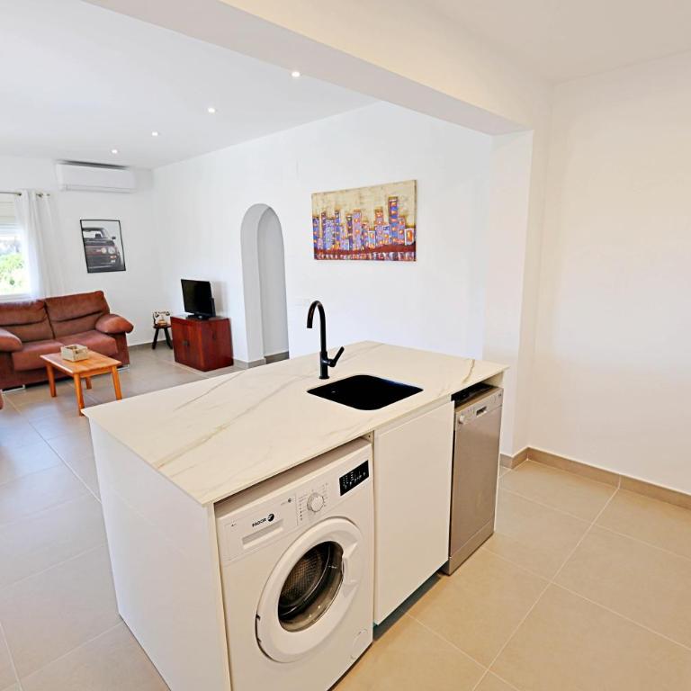 Miquel - pretty holiday property with garden and private pool in Moraira - Villa mit 3 Schlafzimmern - 8