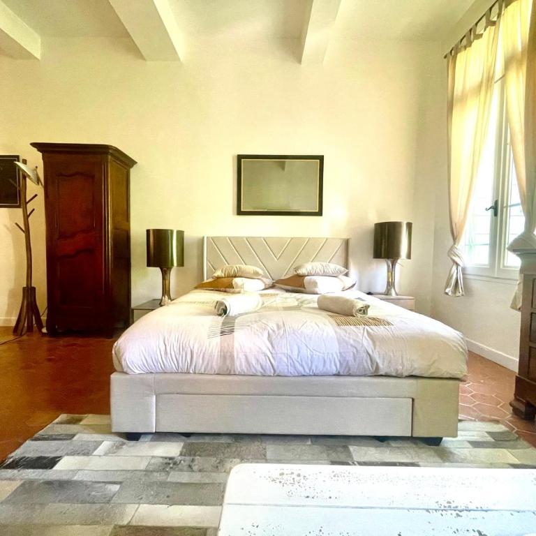 Le 100% Uzès, charme en plein centre historique - Appartement - 5