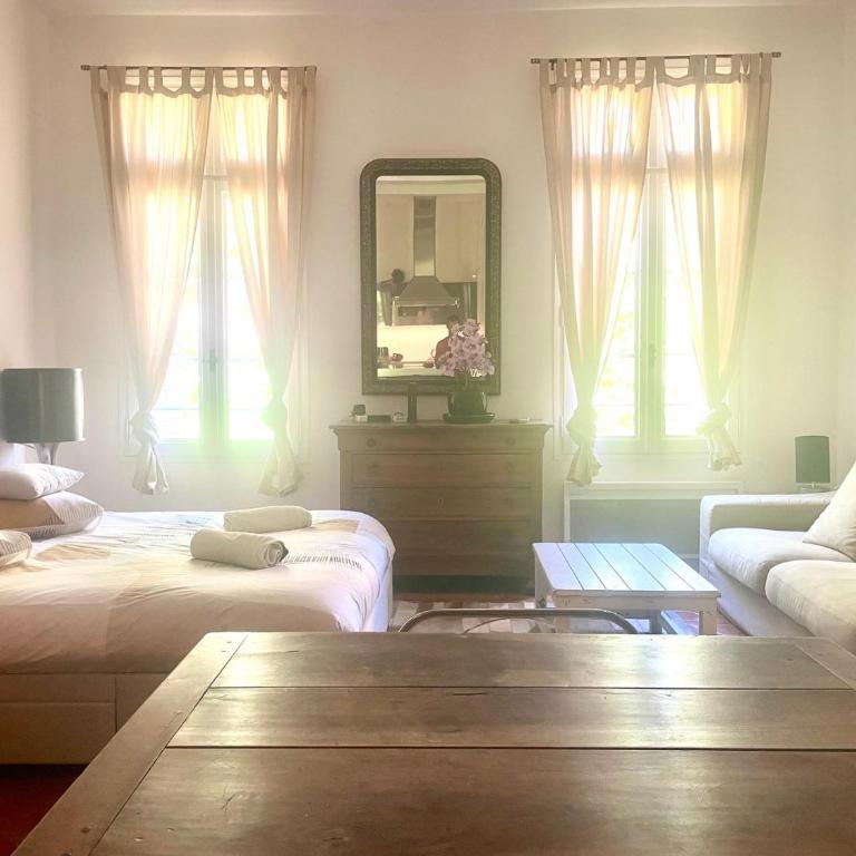 Le 100% Uzès, charme en plein centre historique - Appartement - 2