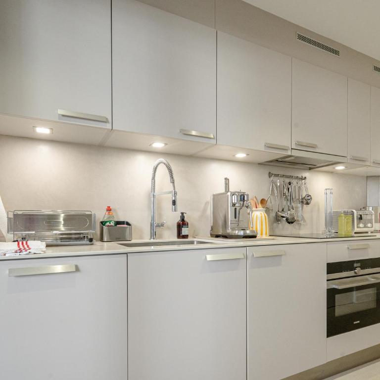 La Roya Luxury Apt Near Beach Pool AC Parking - Appartement 2 Chambres - 9