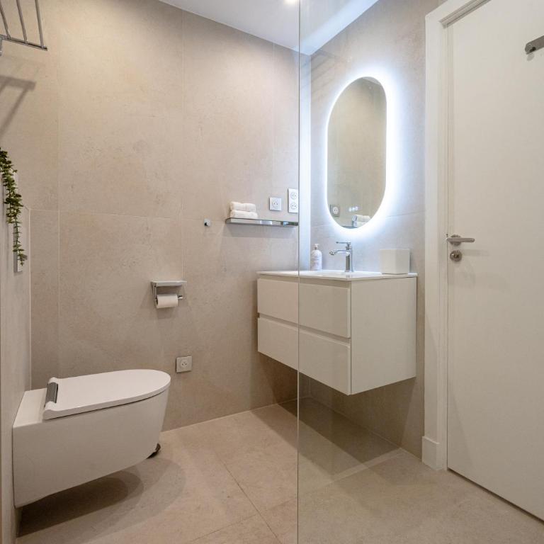 La Roya Luxury Apt Near Beach Pool AC Parking - Appartement 2 Chambres - 31