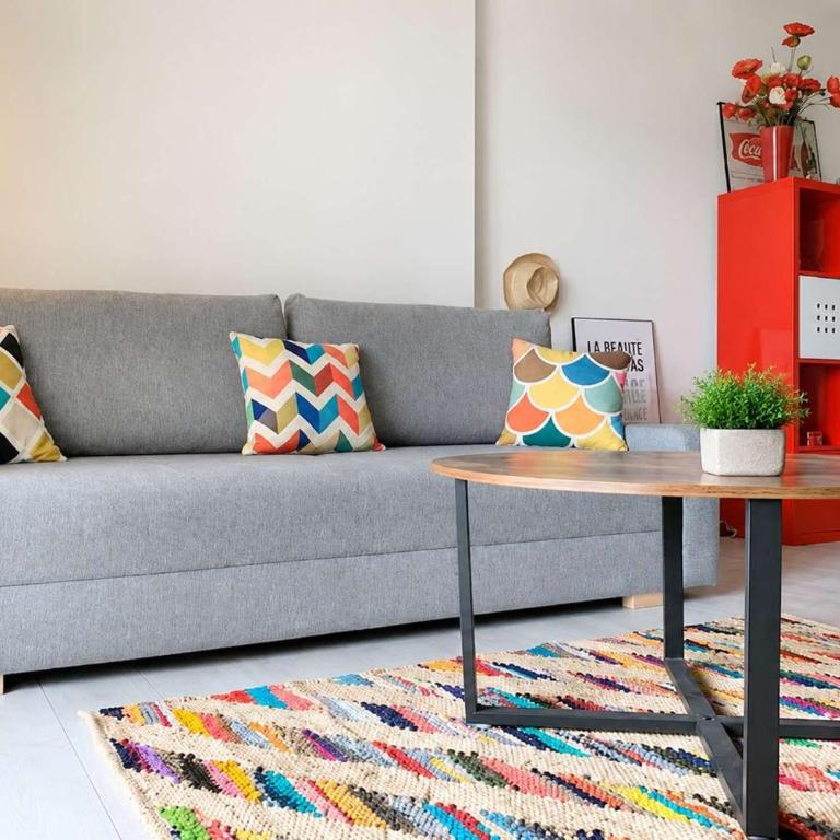 Studio Félix • Charmant studio avec balcon • Parking • WiFi • Tram B à proximité - Studio-Apartment mit Balkon - 3