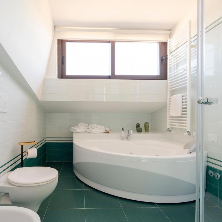 SIGIS HOTEL - Fiumicino - Superior Double Room - 9