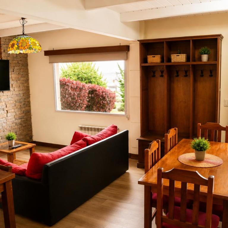 Departamento familiar! excelente ubicación - Two-Bedroom Apartment - 3