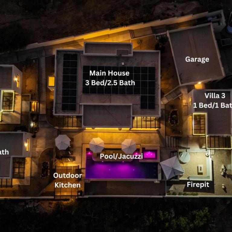 8BR Beach Estate, Pool, Hot Tub, 4 Villas - Eight-Bedroom House - 5
