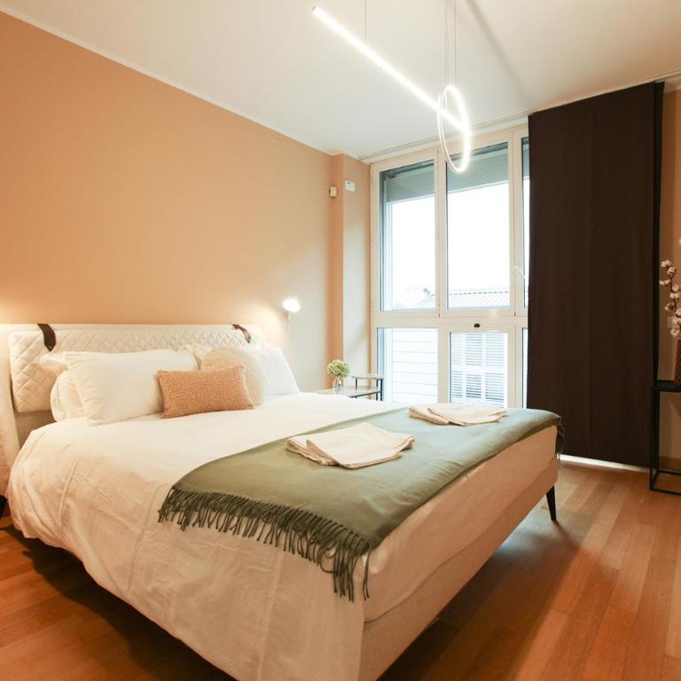Isola Design Townhouse on 3 levels, terrace, garage - Three-Bedroom Apartment - 6